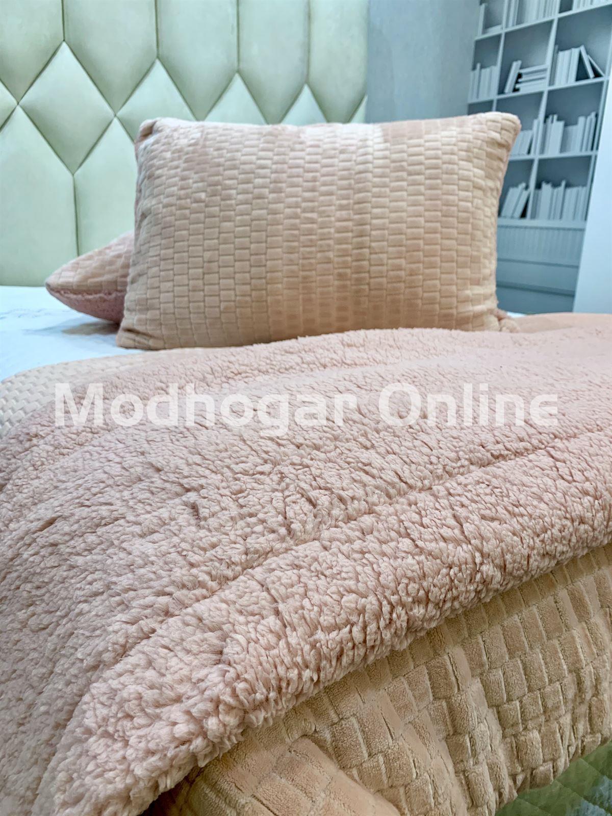 Colcha Sherpa Invierno Ciren Rosa